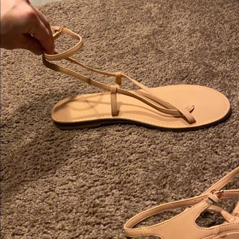 American Eagle sandals